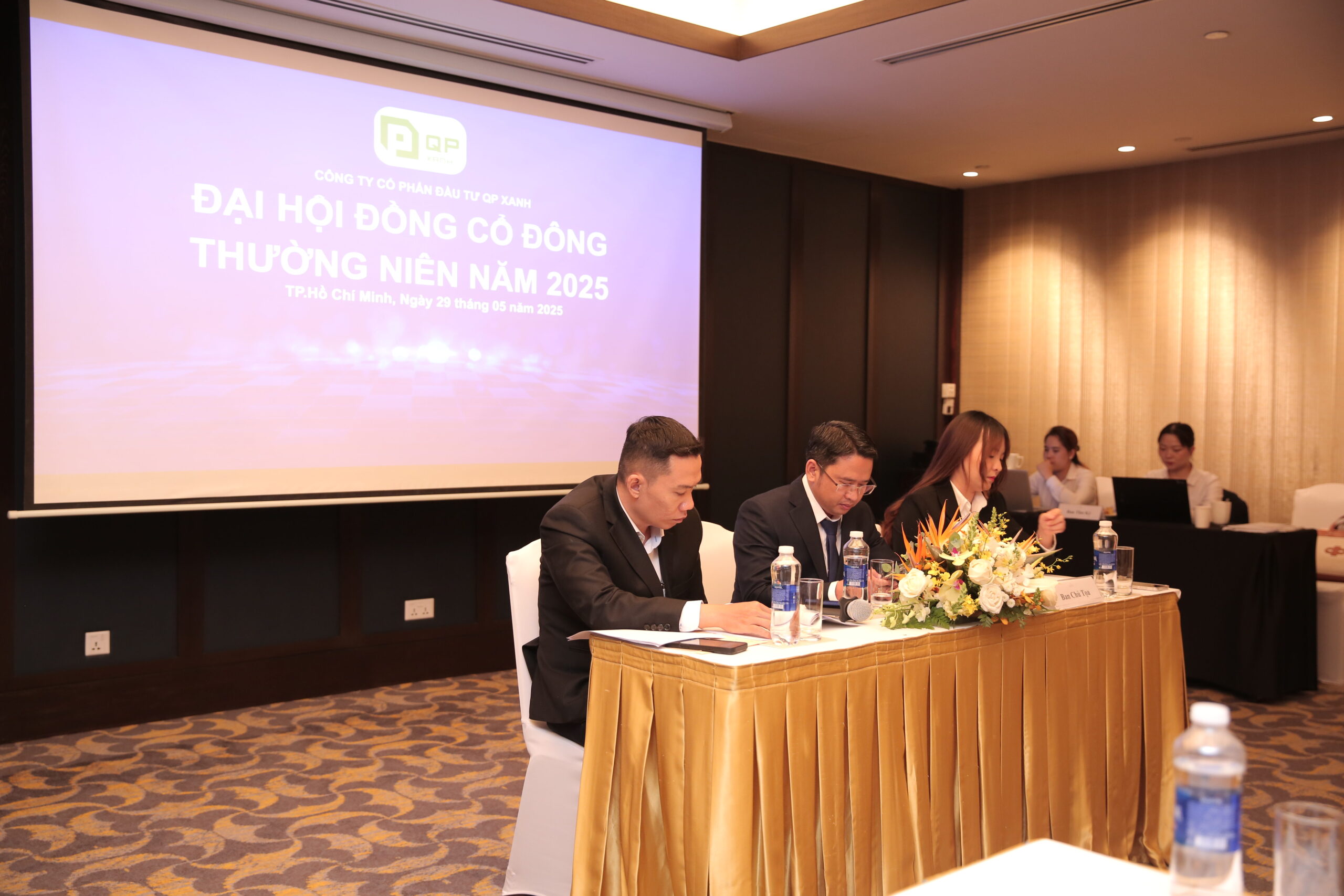 ĐHĐCĐ thường niên 2025 của QP Xanh: Thành công rực rỡ và định hướng phát triển bền vững