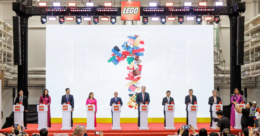 Nhà máy LEGO tại Bình Dương vận hành thử nghiệm dây chuyền sản xuất