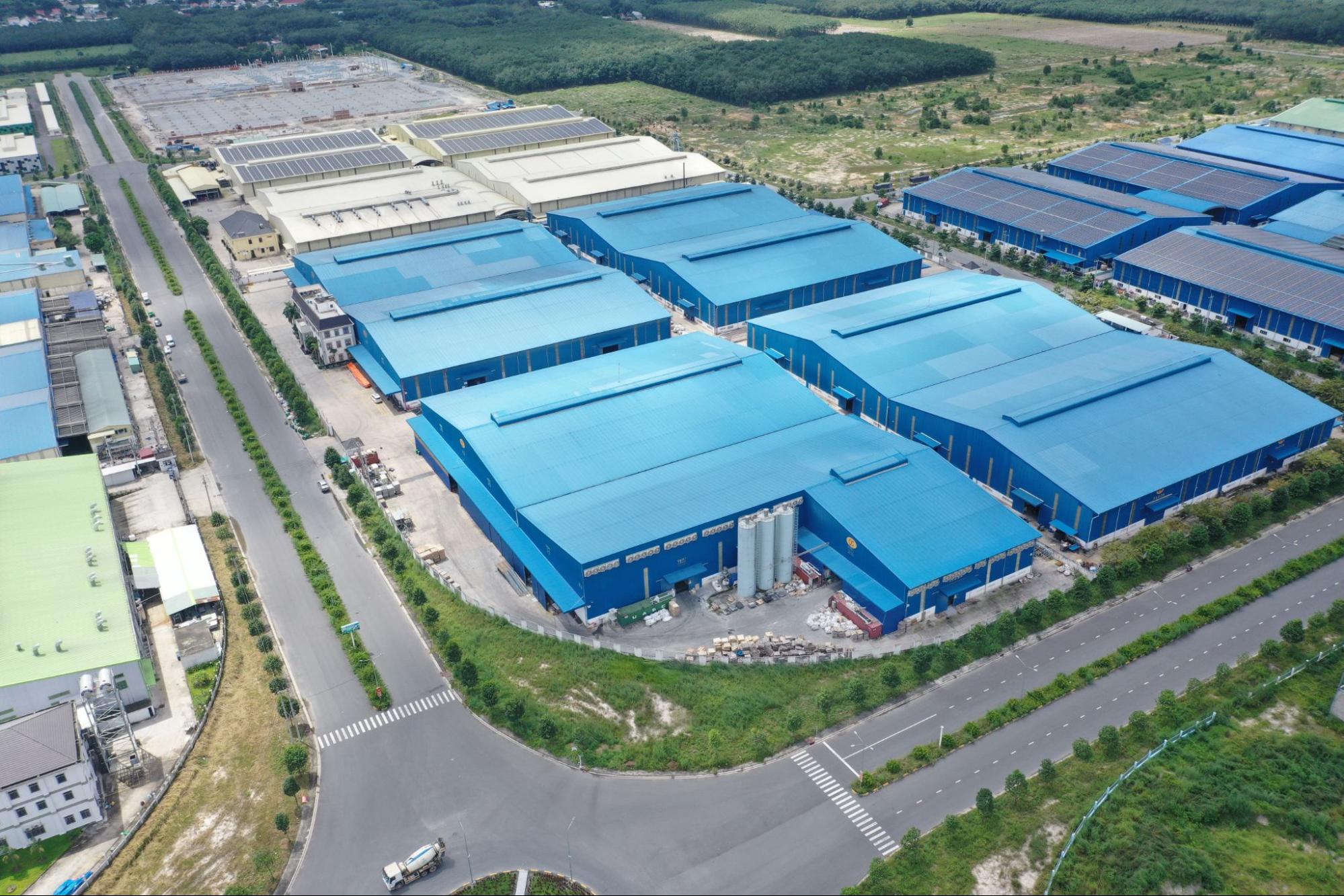 qp-holdings-doi-ten-he-lo-chien-luoc-moi-trong-linh-vuc-bat-dong-san-2