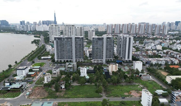 Gỡ nghẽn pháp lý bất động sản TP.HCM: Động lực mới cho thị trường và các nhà phát triển chuyên nghiệp